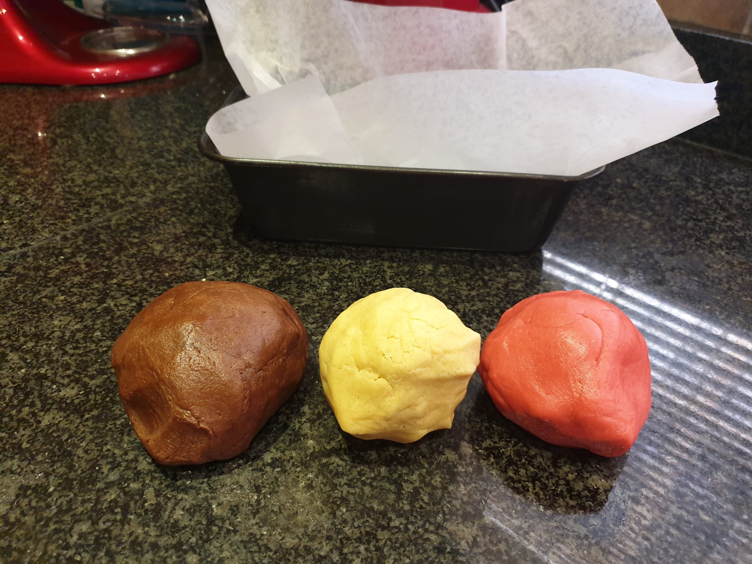 Magical Neapolitan Cookies - Living Delish